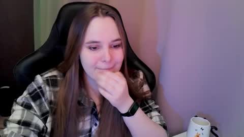 noir_ember_ online show from 11.22.25