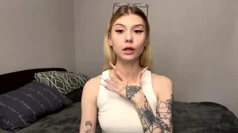 Sofia online show from 06.04.26
