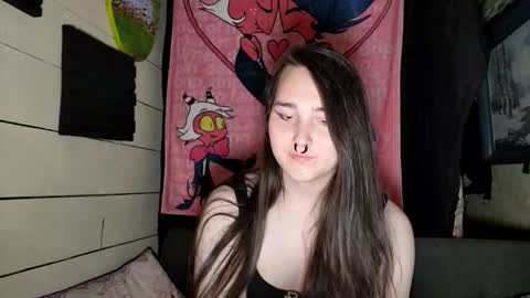 nonbinarybeauty20 online show from 05.20.26