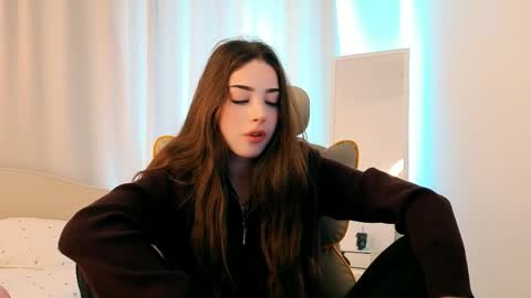 Syndney online show from 04.11.26