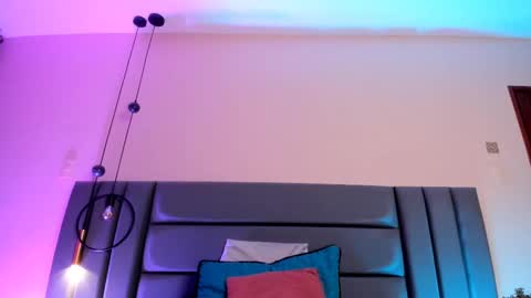 Nora Da Silva online show from 03.04.25