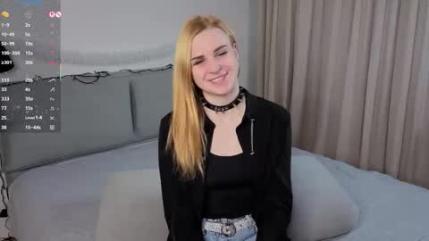 Elina online show from 12.19.25