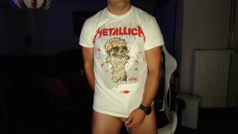 Snapshot of nordhh chatting on 10.20.25 Neuling online show from 10.20.25