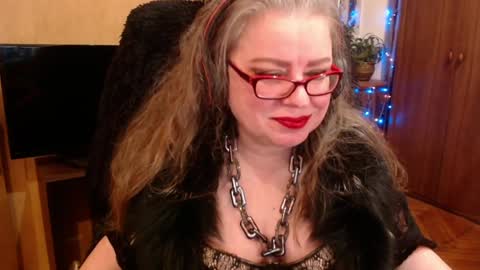 miss Tress online show from 12.15.24