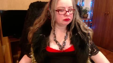 miss Tress online show from 12.31.24