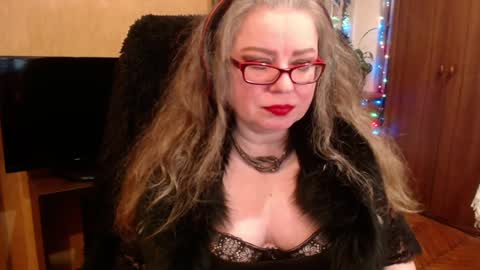miss Tress online show from 01.13.25