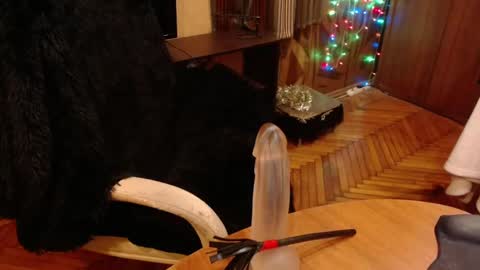 miss Tress online show from 02.13.25