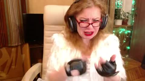 Snapshot of norma_gin chatting on 07.08.26 miss Tress online show from 07.08.26