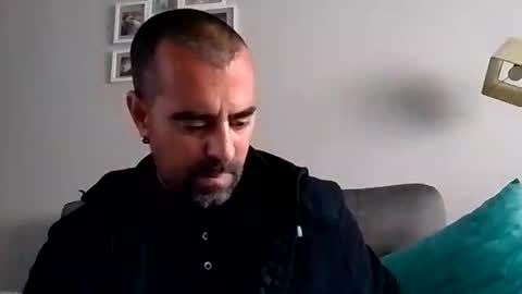 Snapshot of normalito42 chatting on 01.31.25 NORMALITO online show from 01.31.25