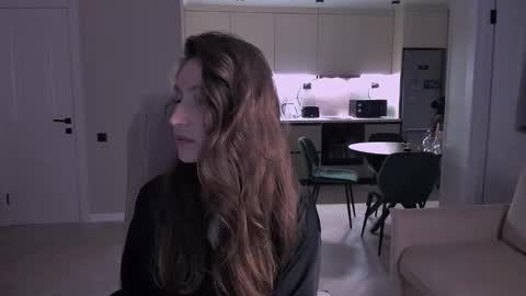 Hazel online show from 10.01.25