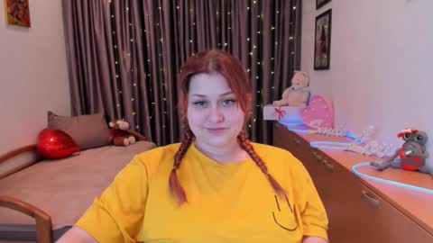 Snapshot of nortystaar chatting on 03.04.26 NORA online show from 03.04.26