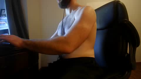 Snapshot of nosedfc chatting on 11.26.25 nosedfc online show from 11.26.25