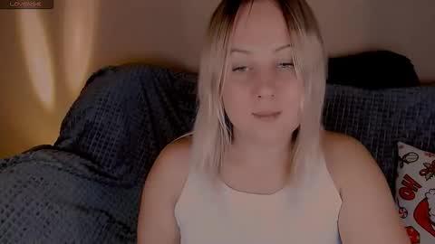 hi glad to chat online show from 09.23.25