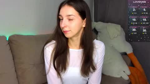 Hello My name is Helene NTMU  Finger up if u like what u see online show from 10.22.25