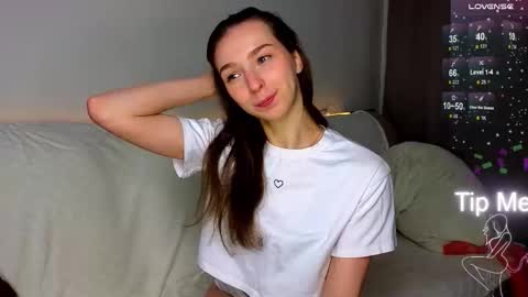 Hello My name is Helene NTMU  Finger up if u like what u see online show from 12.03.25