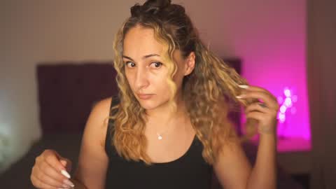 Tina online show from 01.08.25