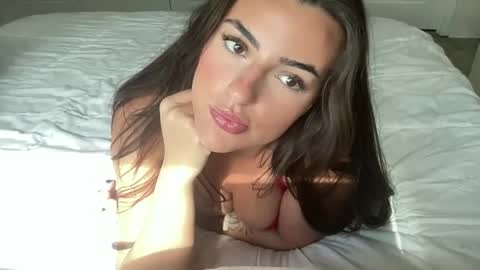 nellyxoxo online show from 10.28.25