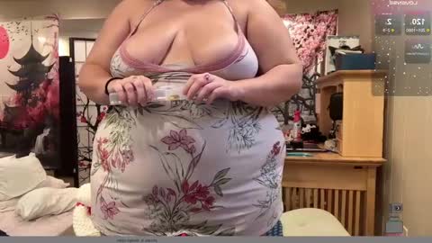 NotUrBabyMoms online show from 09.24.25