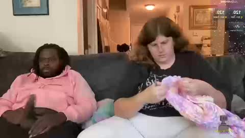 NotUrBabyMoms online show from 10.12.25