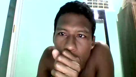 Snapshot of nov105026 chatting on 12.18.25 nov105026 online show from 12.18.25