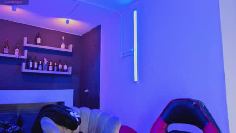 Nova Salvatore online show from 04.18.26