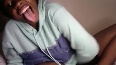 novaah online show from 03.24.26