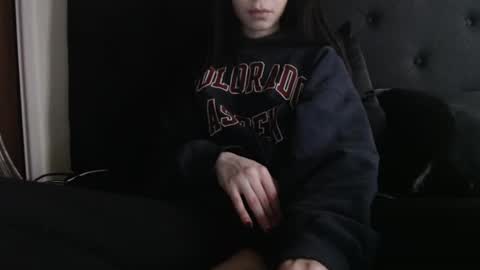 Snapshot of novafrey chatting on 09.21.25 Olivia online show from 09.21.25