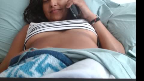 Snapshot of novaperotti chatting on 03.11.25 novaperotti online show from 03.11.25