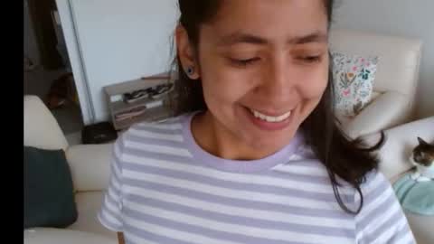 Snapshot of novaperotti chatting on 11.14.25 novaperotti online show from 11.14.25