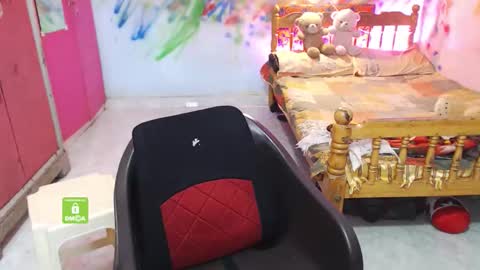 Snapshot of novapol chatting on 11.14.25 Novapol online show from 11.14.25