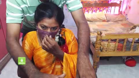 Snapshot of novapol chatting on 11.15.25 Novapol online show from 11.15.25