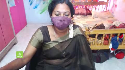 Snapshot of novapol chatting on 11.23.25 Novapol online show from 11.23.25