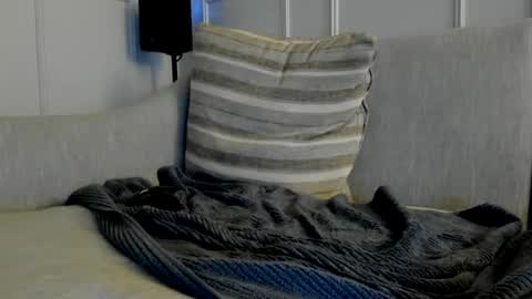 Nudelounger online show from 08.02.26