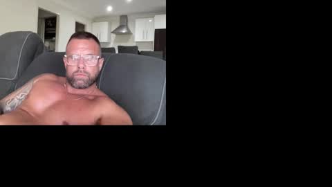 Snapshot of nudemoto chatting on 11.30.25 nudemoto online show from 11.30.25