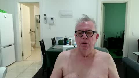 Nudenodicktoilet online show from 11.08.25