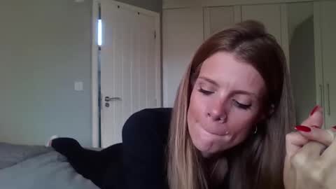Alice  Nudgeman online show from 09.29.25