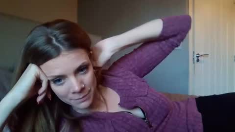 Alice  Nudgeman online show from 11.26.25