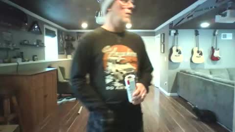 Snapshot of nudistguy194549 chatting on 12.14.25 Nudistguy online show from 12.14.25