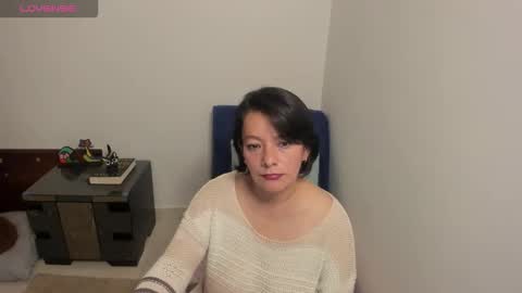 nuit_rose online show from 09.25.25