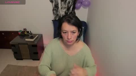 nuit_rose online show from 11.04.25