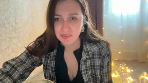 Snapshot of nuitblanche_vibes chatting on 11.14.25 nuitblanche_vibes online show from 11.14.25