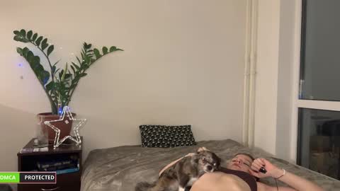 nura_foxx online show from 01.12.25