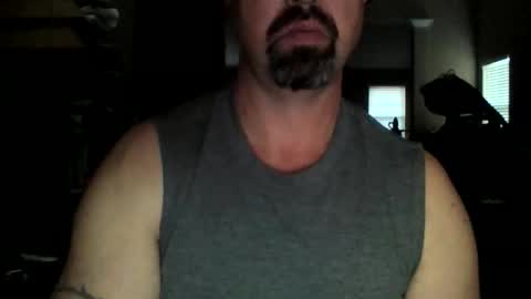 nvrenuff1979 online show from 02.03.26