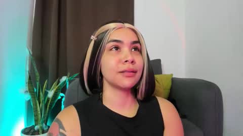 Nia online show from 11.07.25