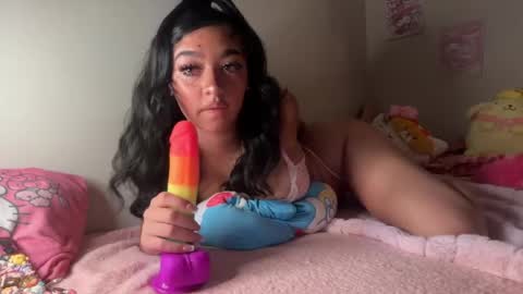 nylasinns online show from 05.15.26