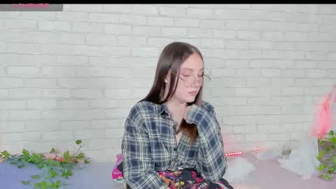 Snapshot of nymphalean chatting on 12.15.25 Kat online show from 12.15.25