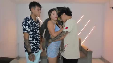 nympho_nathy_sophi online show from 02.09.26