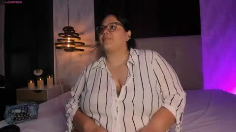 Snapshot of nyra_moon chatting on 06.24.26 Nyra online show from 06.24.26