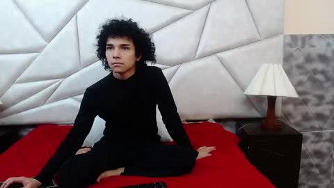 nyx_and_arian online show from 04.11.26