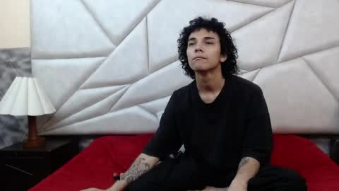 nyx_and_arian online show from 04.14.26